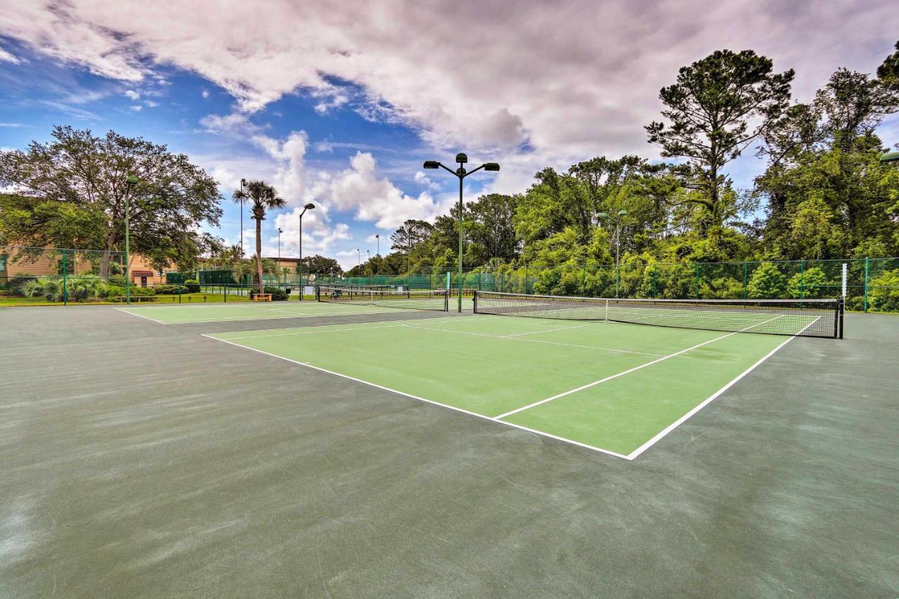 Hilton Head Beach Condo With Resort-Style Pool! Hilton Head Island Exterior photo